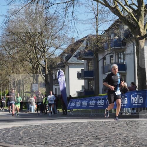 06.04.2025 - 44. Internationalen Wilhelmsburger Insellauf Luisa Fischer http://msf.ph/oto/7575825 06.04.2025 10:37:54 Ziel 45 meine-sportfotos.de