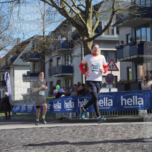 06.04.2025 - 44. Internationalen Wilhelmsburger Insellauf Luisa Fischer http://msf.ph/oto/7575886 06.04.2025 10:42:43 Ziel 3324, 4002, 4487, 499, 4399 meine-sportfotos.de