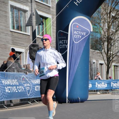 06.04.2025 - 44. Internationalen Wilhelmsburger Insellauf A. Gomolzig http://msf.ph/oto/7576035 06.04.2025 10:35:33 Ziel 3936, 3958, 4216, 4283, 4284, 4603 meine-sportfotos.de
