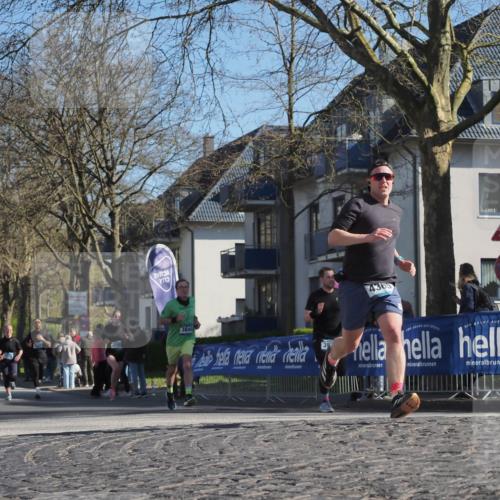 06.04.2025 - 44. Internationalen Wilhelmsburger Insellauf Luisa Fischer http://msf.ph/oto/7576109 06.04.2025 10:37:58 Ziel 3, 13, 3840, 3, 9, 4365, 3654 meine-sportfotos.de