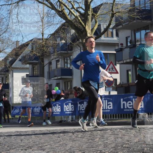 06.04.2025 - 44. Internationalen Wilhelmsburger Insellauf Luisa Fischer http://msf.ph/oto/7576296 06.04.2025 10:42:58 Ziel 3466, 3484, 181, 512, 3532 meine-sportfotos.de