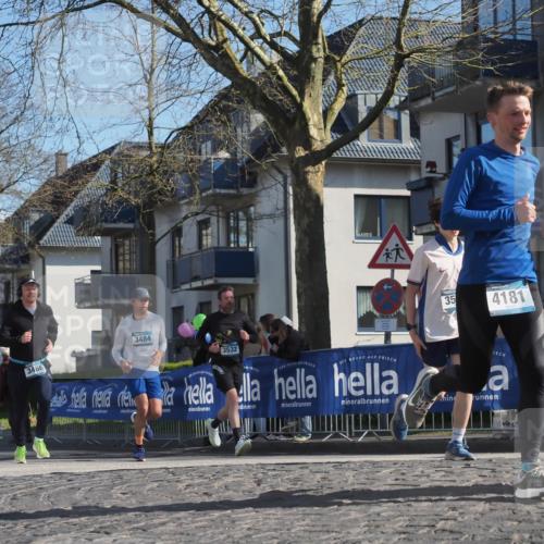 06.04.2025 - 44. Internationalen Wilhelmsburger Insellauf Luisa Fischer http://msf.ph/oto/7576333 06.04.2025 10:42:59 Ziel 3466, 3484, 3532, 35, 4181 meine-sportfotos.de