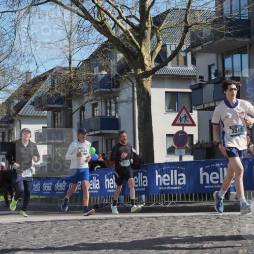 06.04.2025 - 44. Internationalen Wilhelmsburger Insellauf Luisa Fischer http://msf.ph/oto/7576355 06.04.2025 10:42:59 Ziel 2484, 3466, 3532, 3512 meine-sportfotos.de