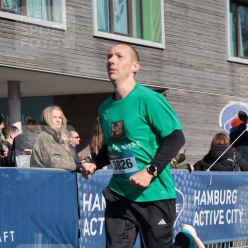 06.04.2025 - 44. Internationalen Wilhelmsburger Insellauf A. Gomolzig http://msf.ph/oto/7576437 06.04.2025 10:33:46 Ziel 3585, 3826, 3909, 4455, 4465, 5033 meine-sportfotos.de