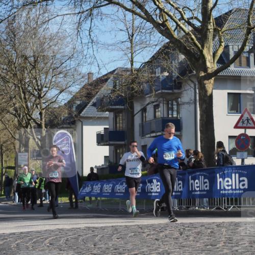 06.04.2025 - 44. Internationalen Wilhelmsburger Insellauf Luisa Fischer http://msf.ph/oto/7576460 06.04.2025 10:38:15 Ziel 4118, 4578, 3178 meine-sportfotos.de