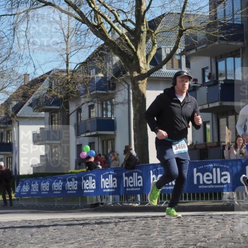 06.04.2025 - 44. Internationalen Wilhelmsburger Insellauf Luisa Fischer http://msf.ph/oto/7576531 06.04.2025 10:43:01 Ziel 3466, 3484 meine-sportfotos.de