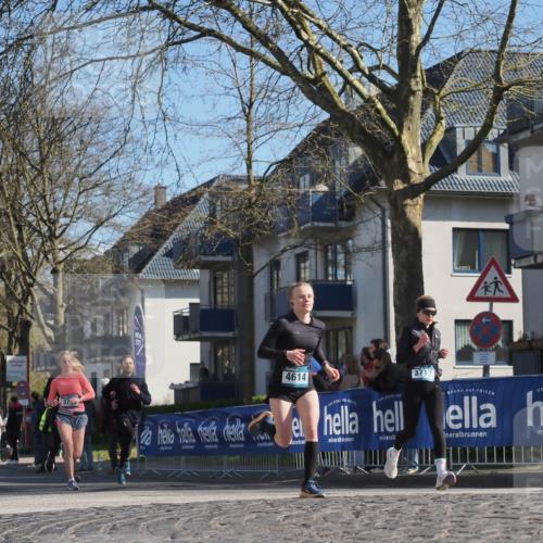 06.04.2025 - 44. Internationalen Wilhelmsburger Insellauf Luisa Fischer http://msf.ph/oto/7576663 06.04.2025 10:43:11 Ziel 37, 4614, 3717 meine-sportfotos.de