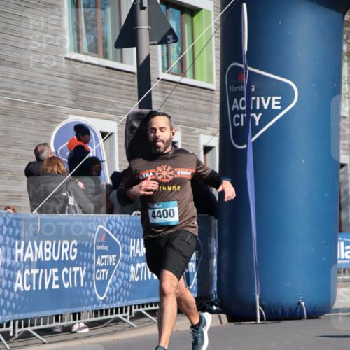 06.04.2025 - 44. Internationalen Wilhelmsburger Insellauf A. Gomolzig http://msf.ph/oto/7576705 06.04.2025 10:33:09 Ziel 3234, 3564, 3747, 4400, 5026 meine-sportfotos.de