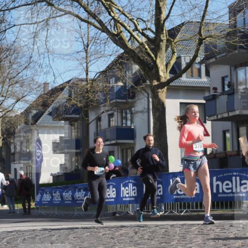 06.04.2025 - 44. Internationalen Wilhelmsburger Insellauf Luisa Fischer http://msf.ph/oto/7576845 06.04.2025 10:43:13 Ziel 3827, 158, 3706 meine-sportfotos.de