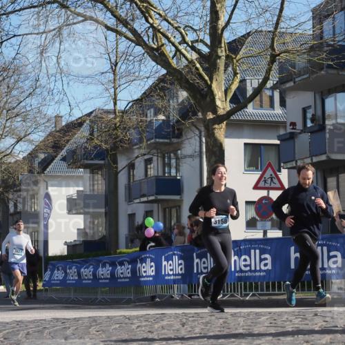 06.04.2025 - 44. Internationalen Wilhelmsburger Insellauf Luisa Fischer http://msf.ph/oto/7576907 06.04.2025 10:43:14 Ziel 3158, 3827 meine-sportfotos.de