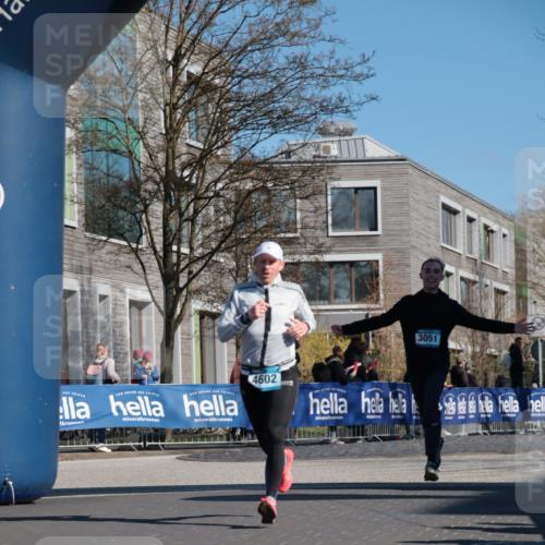 06.04.2025 - 44. Internationalen Wilhelmsburger Insellauf A. Gomolzig http://msf.ph/oto/7576982 06.04.2025 10:31:59 Ziel 3051, 3545, 4057, 4484, 4602 meine-sportfotos.de