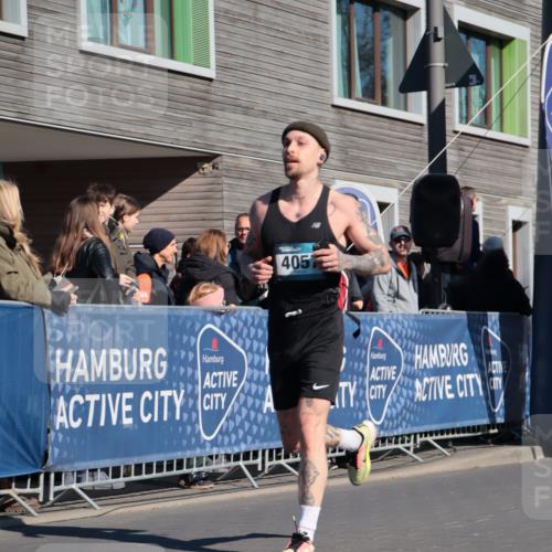 06.04.2025 - 44. Internationalen Wilhelmsburger Insellauf A. Gomolzig http://msf.ph/oto/7577013 06.04.2025 10:31:54 Ziel 3051, 3962, 4057, 4223, 4271, 4484, 4602 meine-sportfotos.de