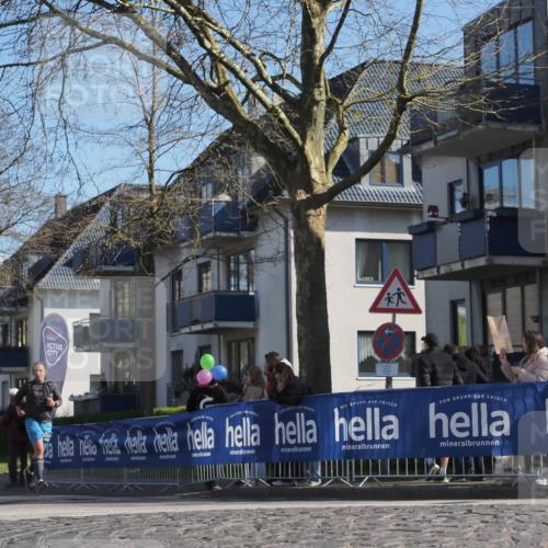 06.04.2025 - 44. Internationalen Wilhelmsburger Insellauf Luisa Fischer http://msf.ph/oto/7577256 06.04.2025 10:43:21 Ziel 3821 meine-sportfotos.de