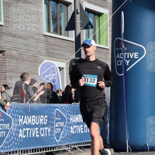 06.04.2025 - 44. Internationalen Wilhelmsburger Insellauf A. Gomolzig http://msf.ph/oto/7577396 06.04.2025 10:31:13 Ziel 3132, 3623, 4584, 5052 meine-sportfotos.de