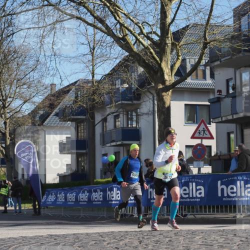 06.04.2025 - 44. Internationalen Wilhelmsburger Insellauf Luisa Fischer http://msf.ph/oto/7577418 06.04.2025 10:38:39 Ziel 4246, 5008, 3672 meine-sportfotos.de