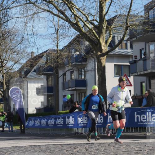 06.04.2025 - 44. Internationalen Wilhelmsburger Insellauf Luisa Fischer http://msf.ph/oto/7577436 06.04.2025 10:38:40 Ziel 4246, 5008, 3672 meine-sportfotos.de