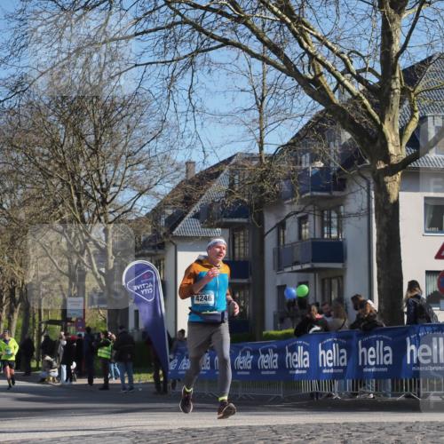 06.04.2025 - 44. Internationalen Wilhelmsburger Insellauf Luisa Fischer http://msf.ph/oto/7577501 06.04.2025 10:38:41 Ziel 4246 meine-sportfotos.de