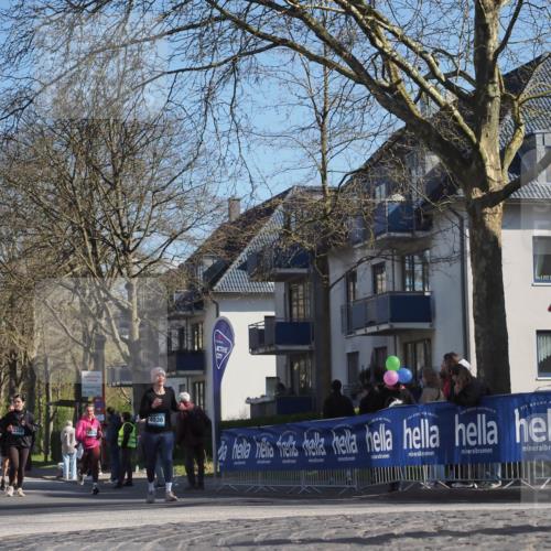 06.04.2025 - 44. Internationalen Wilhelmsburger Insellauf Luisa Fischer http://msf.ph/oto/7577643 06.04.2025 10:43:28 Ziel 3380, 4536 meine-sportfotos.de