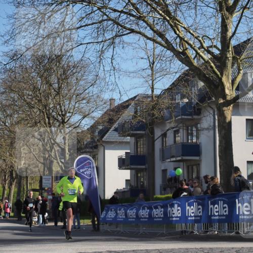 06.04.2025 - 44. Internationalen Wilhelmsburger Insellauf Luisa Fischer http://msf.ph/oto/7577652 06.04.2025 10:38:47 Ziel 3346 meine-sportfotos.de