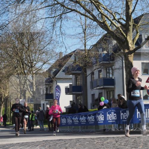 06.04.2025 - 44. Internationalen Wilhelmsburger Insellauf Luisa Fischer http://msf.ph/oto/7577892 06.04.2025 10:43:31 Ziel 3380, 4502, 4536 meine-sportfotos.de
