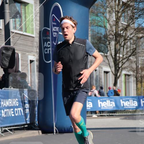 06.04.2025 - 44. Internationalen Wilhelmsburger Insellauf A. Gomolzig http://msf.ph/oto/7577992 06.04.2025 10:29:45 Ziel 3453, 3615, 3795, 3808, 4044, 4121, 4238, 5108 meine-sportfotos.de