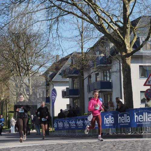 06.04.2025 - 44. Internationalen Wilhelmsburger Insellauf Luisa Fischer http://msf.ph/oto/7578019 06.04.2025 10:43:33 Ziel 3380, 4502, 476 meine-sportfotos.de