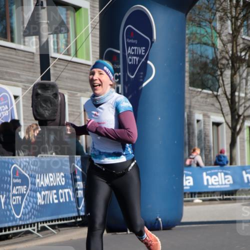 06.04.2025 - 44. Internationalen Wilhelmsburger Insellauf A. Gomolzig http://msf.ph/oto/7578043 06.04.2025 10:29:33 Ziel 3793, 4102, 4135, 4272, 4347 meine-sportfotos.de