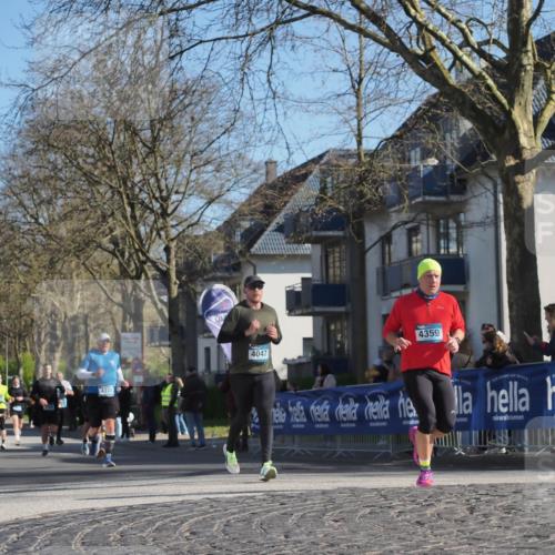 06.04.2025 - 44. Internationalen Wilhelmsburger Insellauf Luisa Fischer http://msf.ph/oto/7578051 06.04.2025 10:38:58 Ziel 4337, 4047, 4359 meine-sportfotos.de