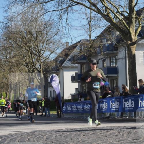 06.04.2025 - 44. Internationalen Wilhelmsburger Insellauf Luisa Fischer http://msf.ph/oto/7578126 06.04.2025 10:38:59 Ziel 4337, 4047 meine-sportfotos.de