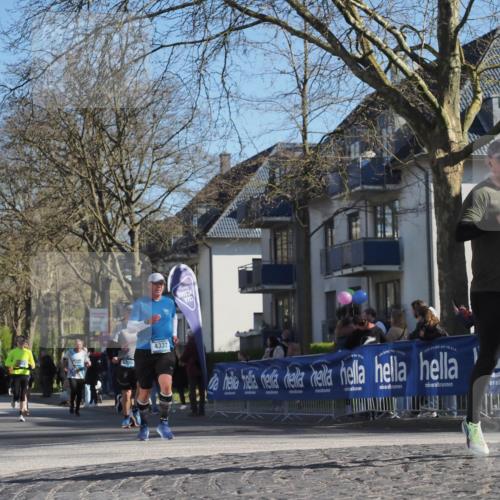 06.04.2025 - 44. Internationalen Wilhelmsburger Insellauf Luisa Fischer http://msf.ph/oto/7578205 06.04.2025 10:39:00 Ziel 3709, 4337, 4047, 2 meine-sportfotos.de