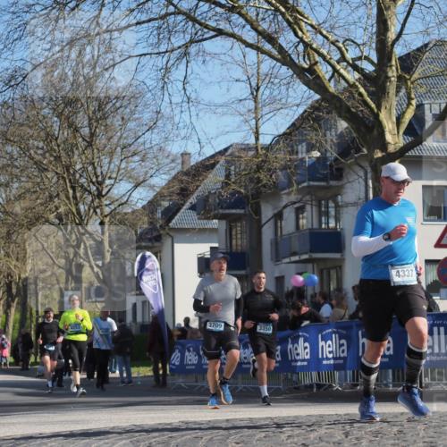 06.04.2025 - 44. Internationalen Wilhelmsburger Insellauf Luisa Fischer http://msf.ph/oto/7578395 06.04.2025 10:39:02 Ziel 4253, 4337, 3709, 3350 meine-sportfotos.de