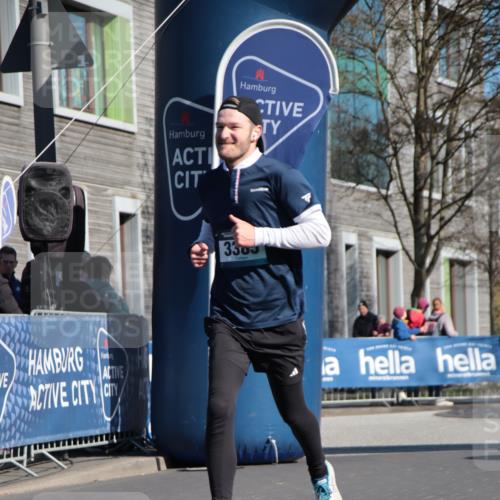 06.04.2025 - 44. Internationalen Wilhelmsburger Insellauf A. Gomolzig http://msf.ph/oto/7578464 06.04.2025 10:28:05 Ziel 3385 meine-sportfotos.de