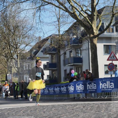 06.04.2025 - 44. Internationalen Wilhelmsburger Insellauf Luisa Fischer http://msf.ph/oto/7578499 06.04.2025 10:43:49 Ziel 9772, 4222 meine-sportfotos.de