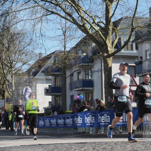 06.04.2025 - 44. Internationalen Wilhelmsburger Insellauf Luisa Fischer http://msf.ph/oto/7578531 06.04.2025 10:39:03 Ziel 4253, 3709, 3350 meine-sportfotos.de