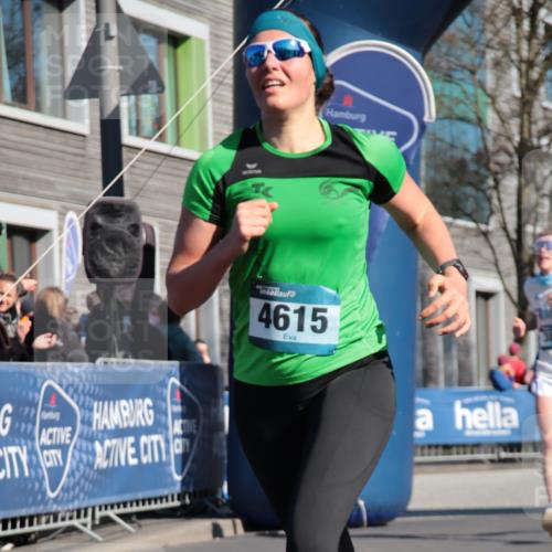 06.04.2025 - 44. Internationalen Wilhelmsburger Insellauf A. Gomolzig http://msf.ph/oto/7578532 06.04.2025 10:27:52 Ziel 3804, 3824, 4615, 5070 meine-sportfotos.de