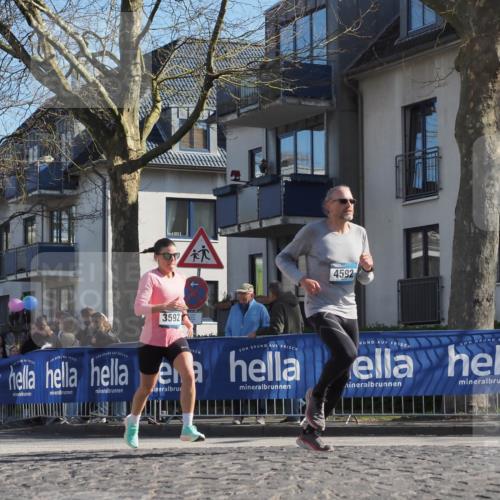 06.04.2025 - 44. Internationalen Wilhelmsburger Insellauf Luisa Fischer http://msf.ph/oto/7578903 06.04.2025 10:39:10 Ziel 3592, 4592 meine-sportfotos.de