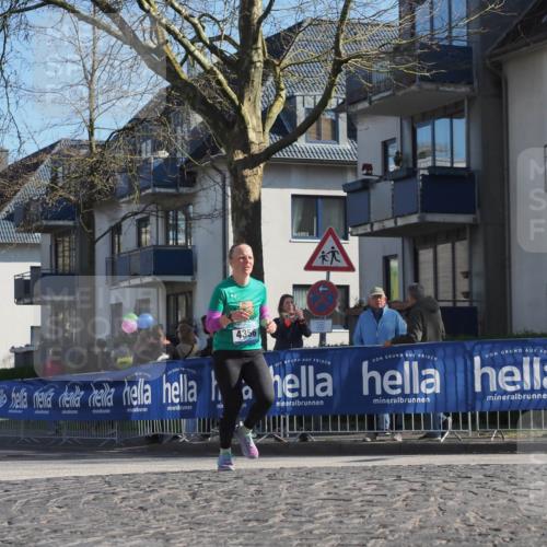 06.04.2025 - 44. Internationalen Wilhelmsburger Insellauf Luisa Fischer http://msf.ph/oto/7578942 06.04.2025 10:39:15 Ziel 4356 meine-sportfotos.de