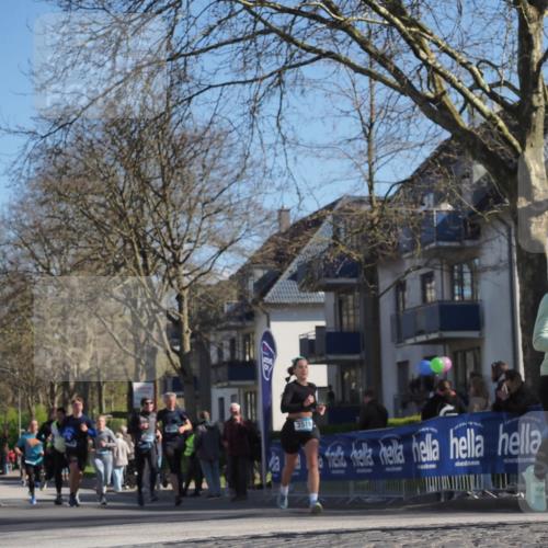 06.04.2025 - 44. Internationalen Wilhelmsburger Insellauf Luisa Fischer http://msf.ph/oto/7579416 06.04.2025 10:44:22 Ziel 3518 meine-sportfotos.de