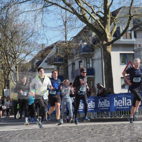 06.04.2025 - 44. Internationalen Wilhelmsburger Insellauf Luisa Fischer http://msf.ph/oto/7579517 06.04.2025 10:44:27 Ziel 5087, 3829, 437, 5088, 3982, 4025 meine-sportfotos.de
