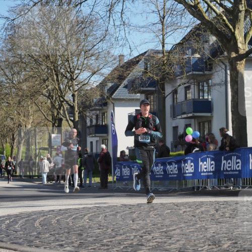 06.04.2025 - 44. Internationalen Wilhelmsburger Insellauf Luisa Fischer http://msf.ph/oto/7579684 06.04.2025 10:44:39 Ziel 4097, 3893 meine-sportfotos.de