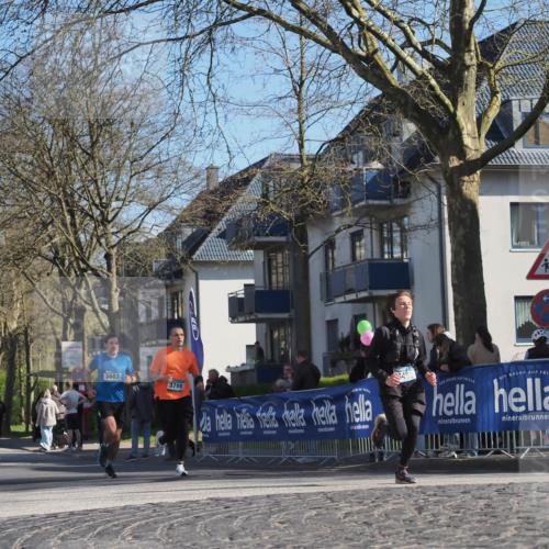 06.04.2025 - 44. Internationalen Wilhelmsburger Insellauf Luisa Fischer http://msf.ph/oto/7579839 06.04.2025 10:44:46 Ziel 3603, 3789 meine-sportfotos.de