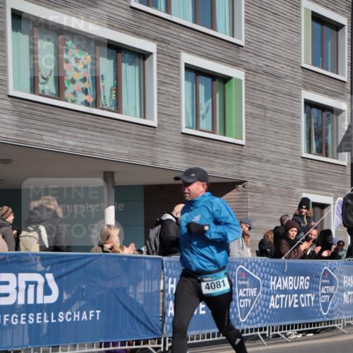 06.04.2025 - 44. Internationalen Wilhelmsburger Insellauf A. Gomolzig http://msf.ph/oto/7579865 06.04.2025 10:22:49 Ziel 3020, 3185, 3395, 4081, 4378 meine-sportfotos.de