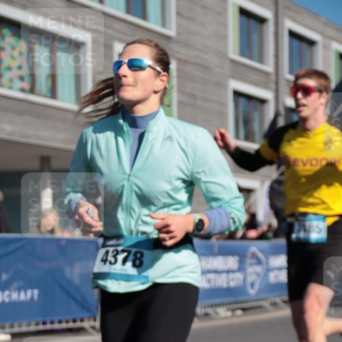 06.04.2025 - 44. Internationalen Wilhelmsburger Insellauf A. Gomolzig http://msf.ph/oto/7579875 06.04.2025 10:22:46 Ziel 3020, 3185, 3395, 4081, 4378 meine-sportfotos.de