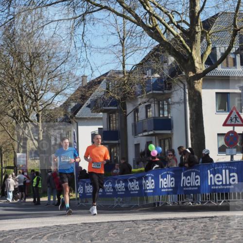06.04.2025 - 44. Internationalen Wilhelmsburger Insellauf Luisa Fischer http://msf.ph/oto/7579882 06.04.2025 10:44:47 Ziel 3603, 3789, 4480 meine-sportfotos.de