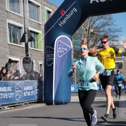 06.04.2025 - 44. Internationalen Wilhelmsburger Insellauf A. Gomolzig http://msf.ph/oto/7579898 06.04.2025 10:22:46 Ziel 3020, 3185, 3395, 4081, 4378 meine-sportfotos.de