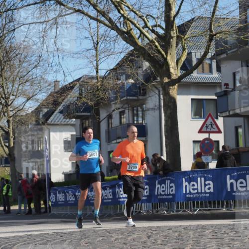 06.04.2025 - 44. Internationalen Wilhelmsburger Insellauf Luisa Fischer http://msf.ph/oto/7579932 06.04.2025 10:44:48 Ziel 3603, 3789 meine-sportfotos.de