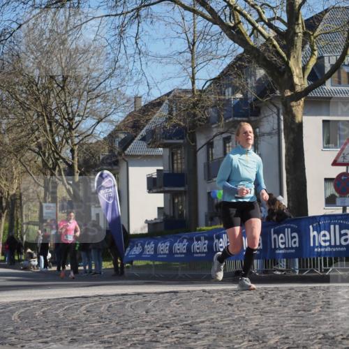06.04.2025 - 44. Internationalen Wilhelmsburger Insellauf Luisa Fischer http://msf.ph/oto/7580002 06.04.2025 10:39:45 Ziel  meine-sportfotos.de