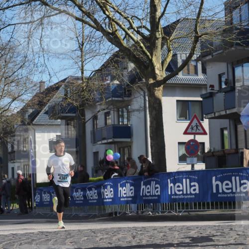 06.04.2025 - 44. Internationalen Wilhelmsburger Insellauf Luisa Fischer http://msf.ph/oto/7580055 06.04.2025 10:44:59 Ziel 91, 4361, 4030 meine-sportfotos.de
