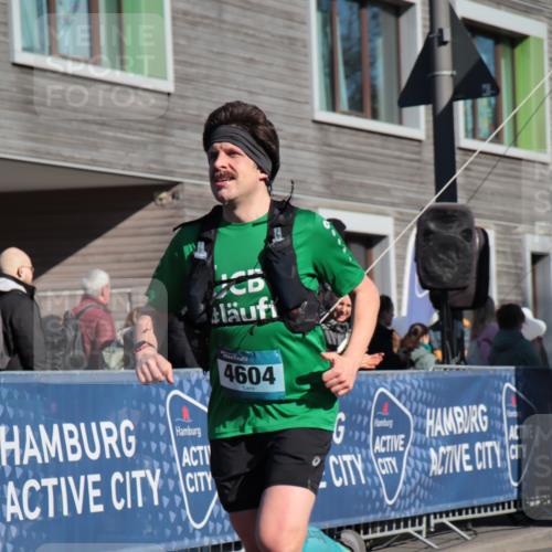 06.04.2025 - 44. Internationalen Wilhelmsburger Insellauf A. Gomolzig http://msf.ph/oto/7580112 06.04.2025 10:21:45 Ziel 4604 meine-sportfotos.de