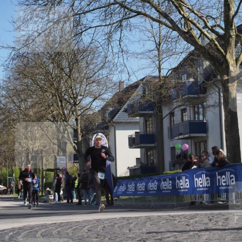 06.04.2025 - 44. Internationalen Wilhelmsburger Insellauf Luisa Fischer http://msf.ph/oto/7580203 06.04.2025 10:39:51 Ziel 4380 meine-sportfotos.de